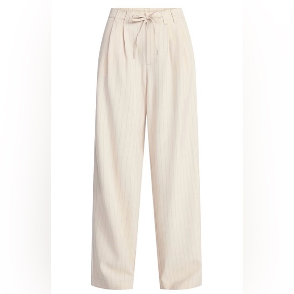 NWT Elegant Cream Wide-Leg PinStripe Pants - Picture 5 of 8